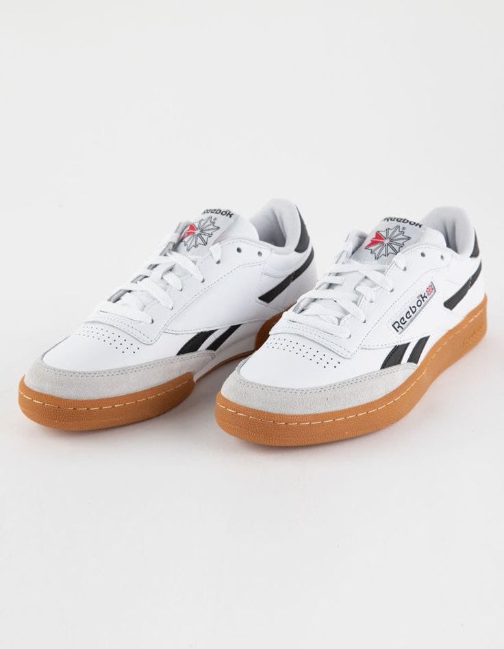 Reebok Toe-Cap Classic Reebok sneaker in white / grey suede
