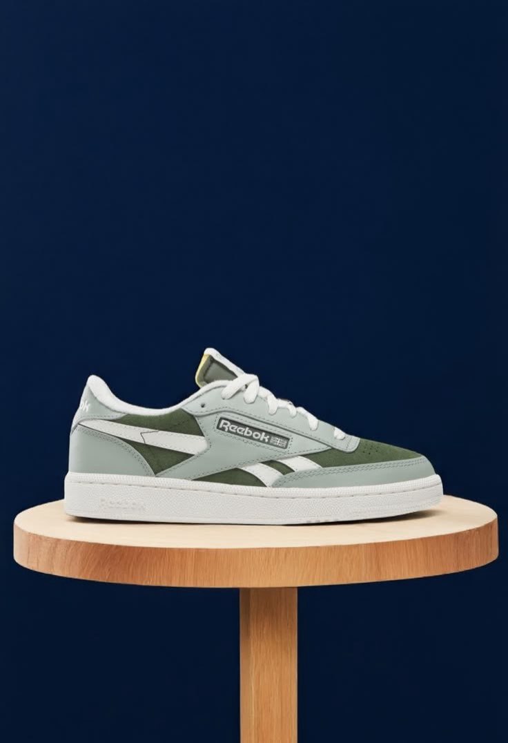 Reebok Club C Meadow Reebok sneaker in green / white