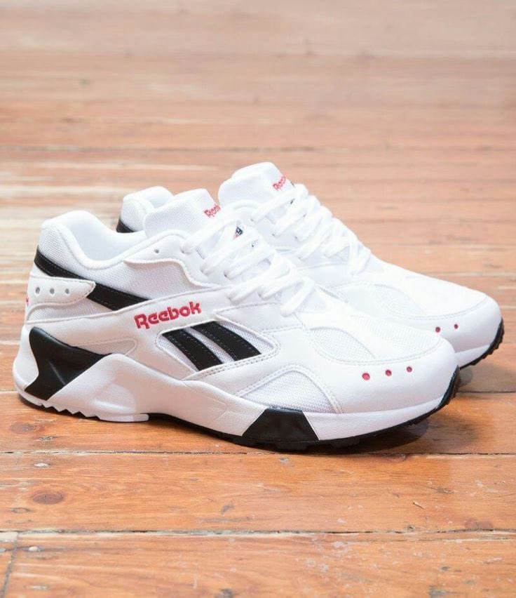 Reebok Sport Racer Reebok sneaker in white / black / red