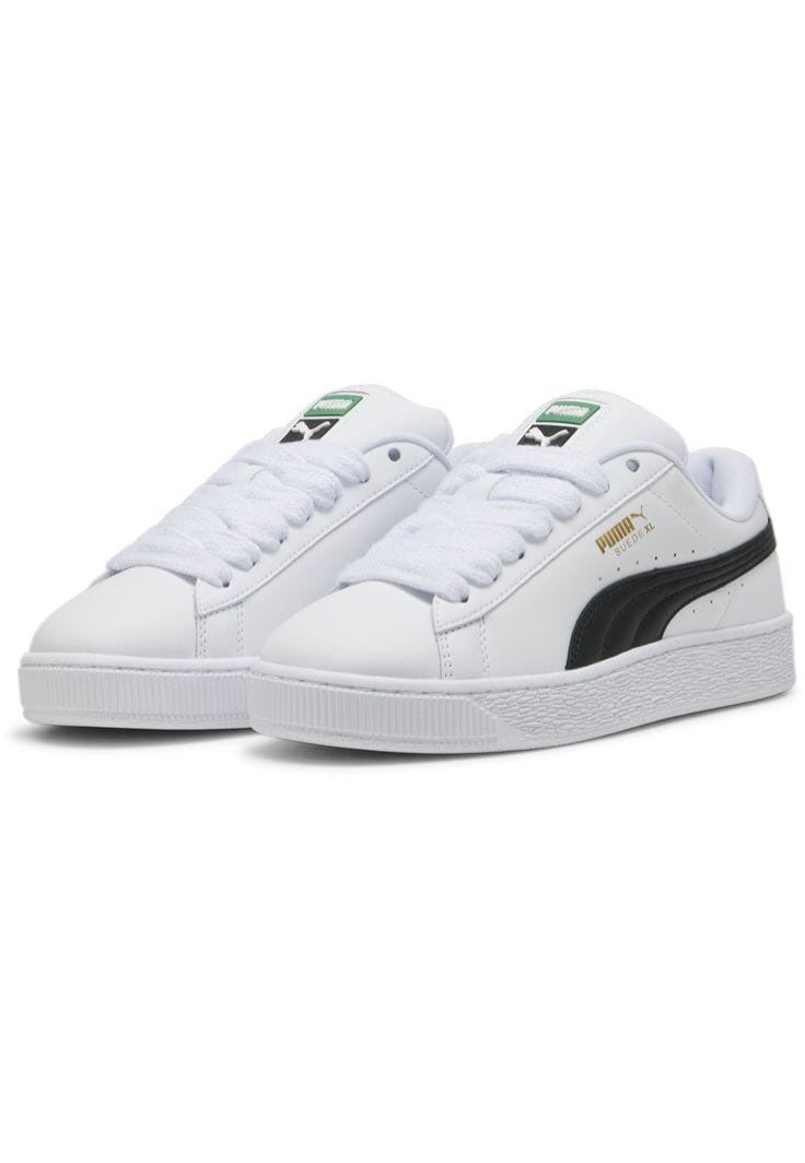 Nike P-6000 Silver Nike sneaker in silver / grey