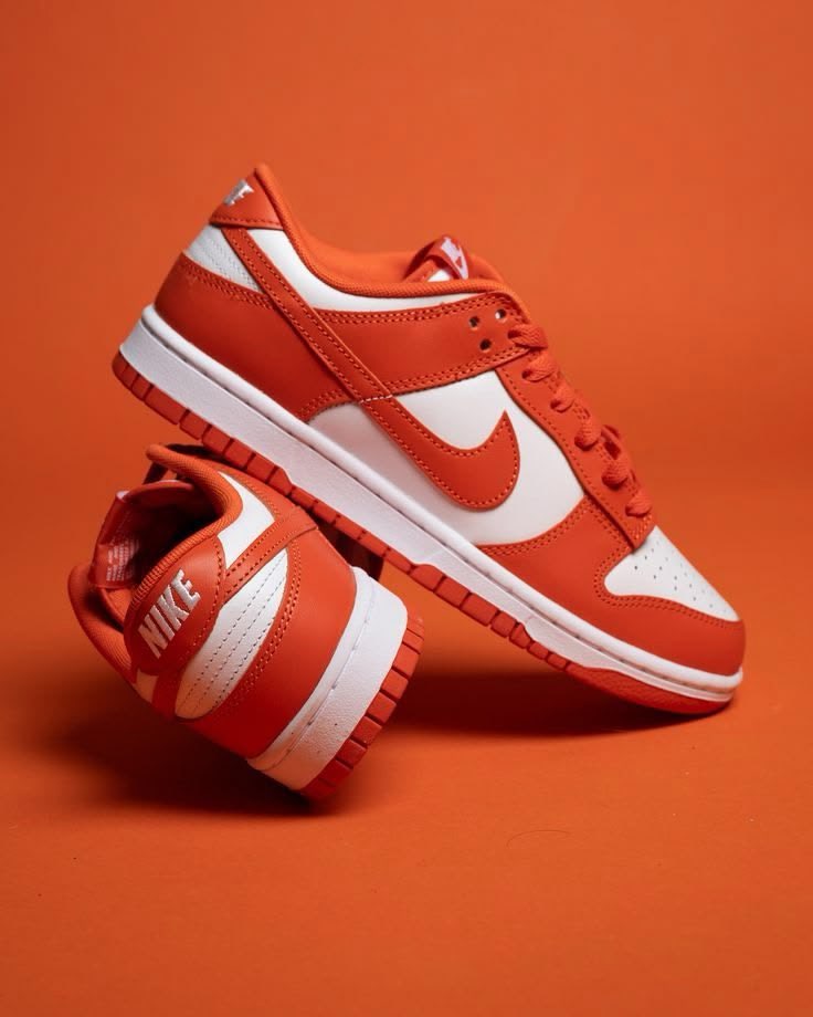 Nike Dunk Low 'Solstice' Nike sneaker in orange / white