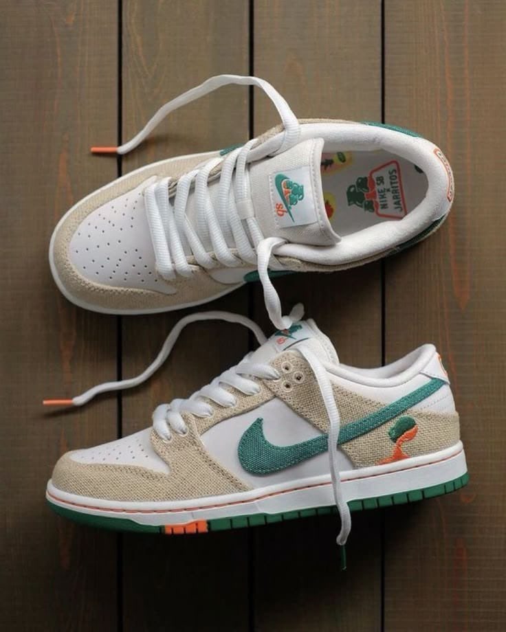 Nike Dunk Low Jade Sand Nike sneaker in sand / jade