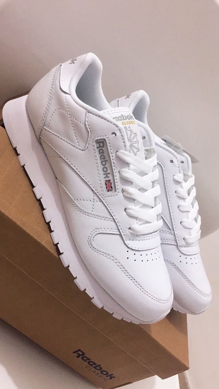 Reebok Classic Leather Reebok sneaker in white