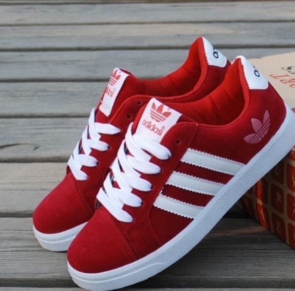 Adidas Samba Rojo Adidas sneaker in red suede / white